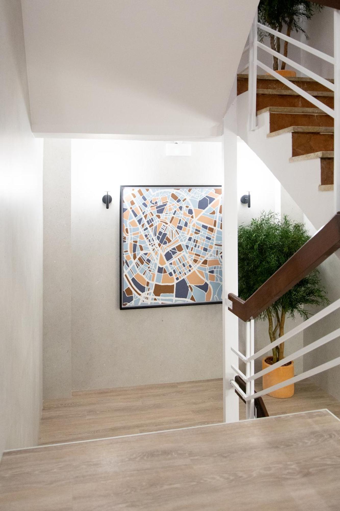 Hotel Alkazar Valencia Bagian luar foto